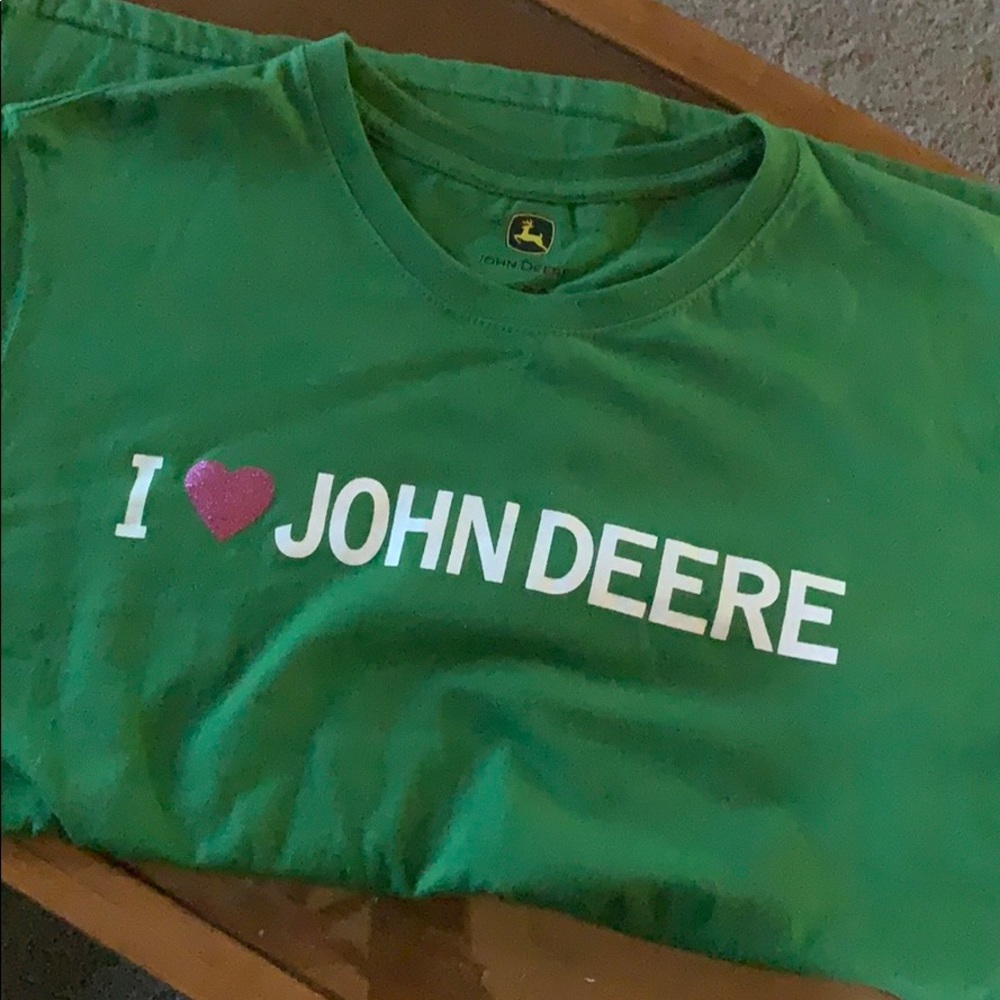 Ladies John Deere Tshirt
